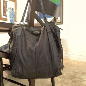 Burberry Buckleigh Shopper Tote